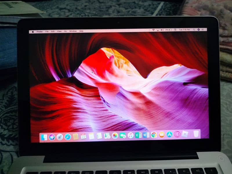 MacBook pro early 2011 13 inch 3