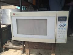 dawlance microwave oven in excellent condition