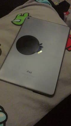 IPad mini 5 good condition 10/10 with box and charger