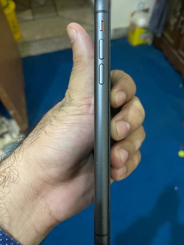 Iphone 11 PTA approved  urgent sale 8