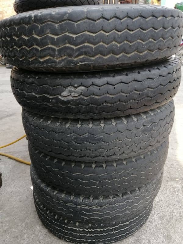 tyres suzuki bolan 1