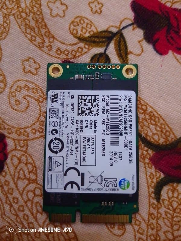 Samsung SSD  mSATA 256GB card 2