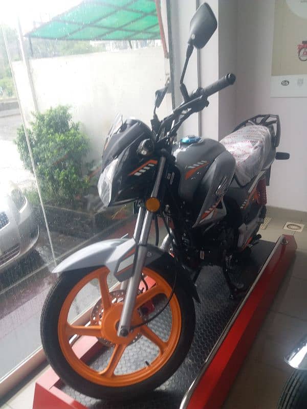 Honda cbf 150cc 1