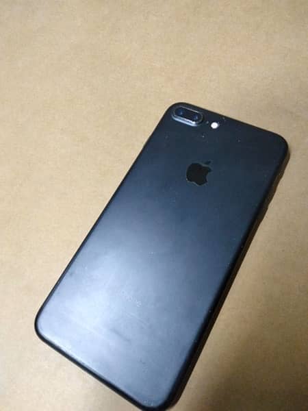 iPhone 7+ 32gb pta (jv) all ok jv chipsim working  03418276657 call wp 4