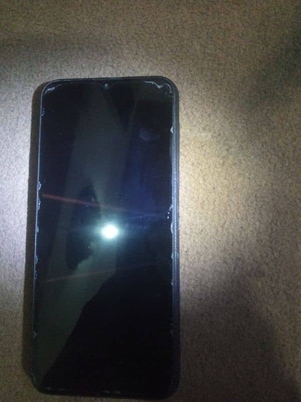 urgent sale Infinix Smart 4 2gb 32gb my number 03027078980 0