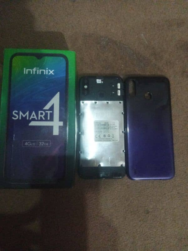 urgent sale Infinix Smart 4 2gb 32gb my number 03027078980 3