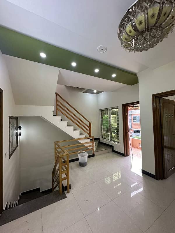 5 Marla House for Rent with Gas in AA Sector C-Bahria Town Lahore 4