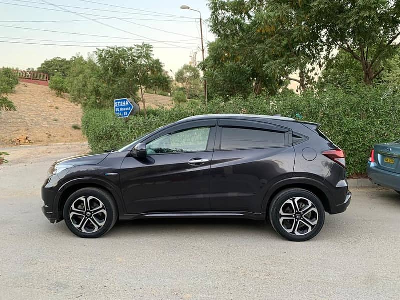 Honda Vezel Hybrid Z 2015 2