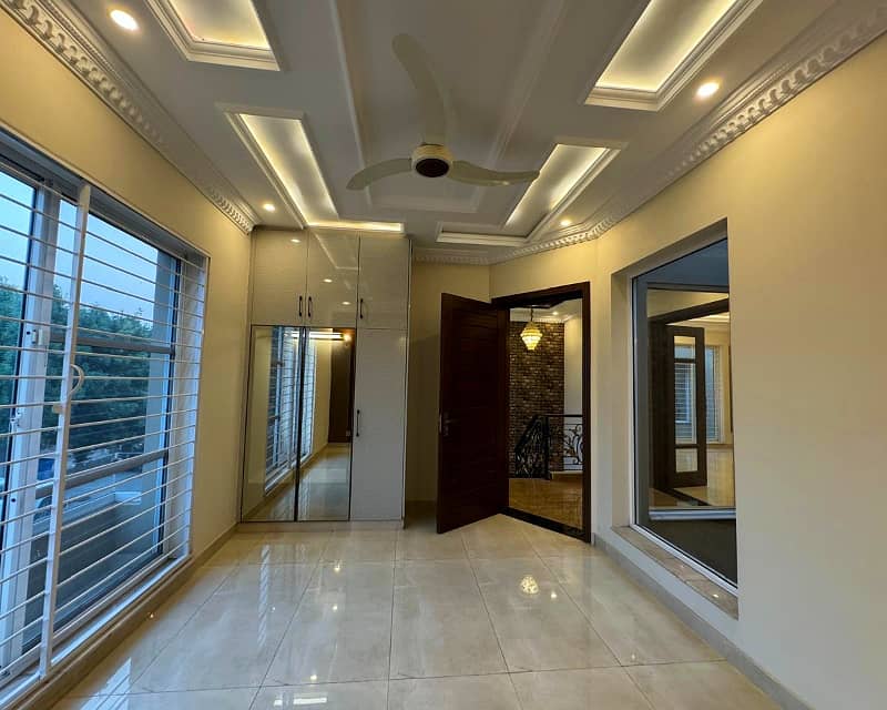 10 Marla brand New House for Rent in Bahria Town 29