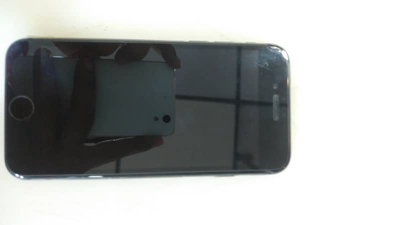 iphone 8 64 gb black 10/9 condition 1