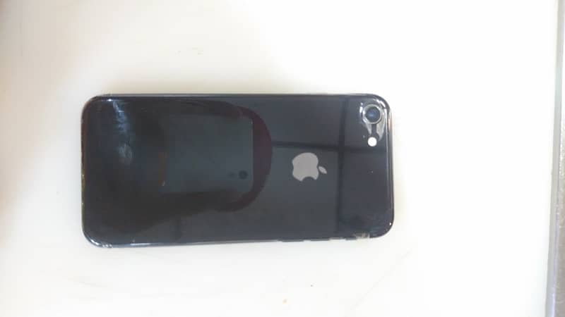 iphone 8 64 gb black 10/9 condition 4