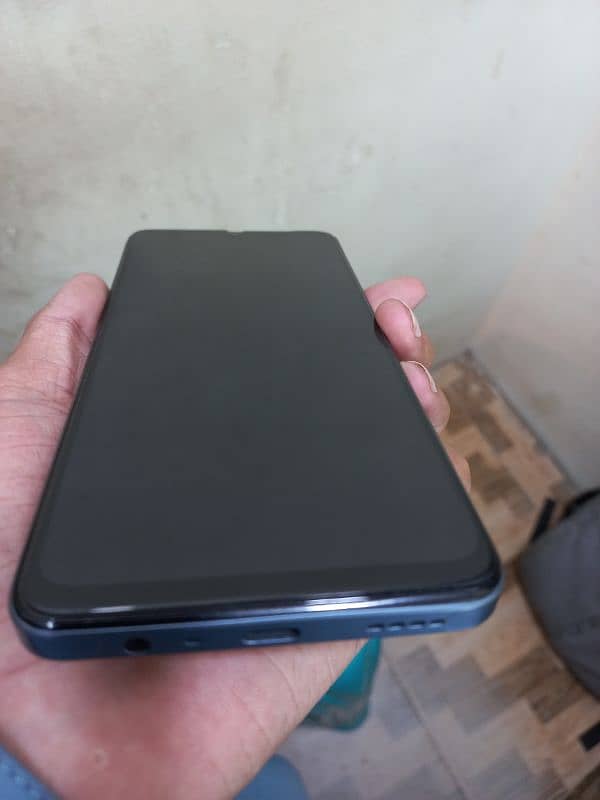 Realme C63 New only 20 days use 6gb ram 128 Storage 8