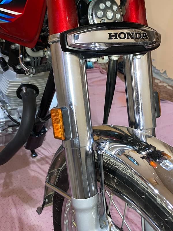 Honda 125 2024 modal ha letter 8