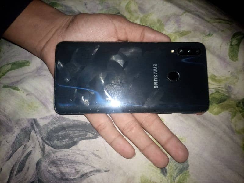 Samsung a20s 10 by 10 1