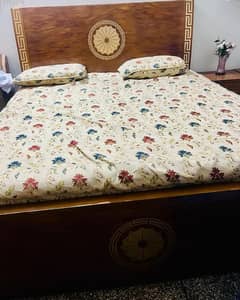 bed set in v good condition