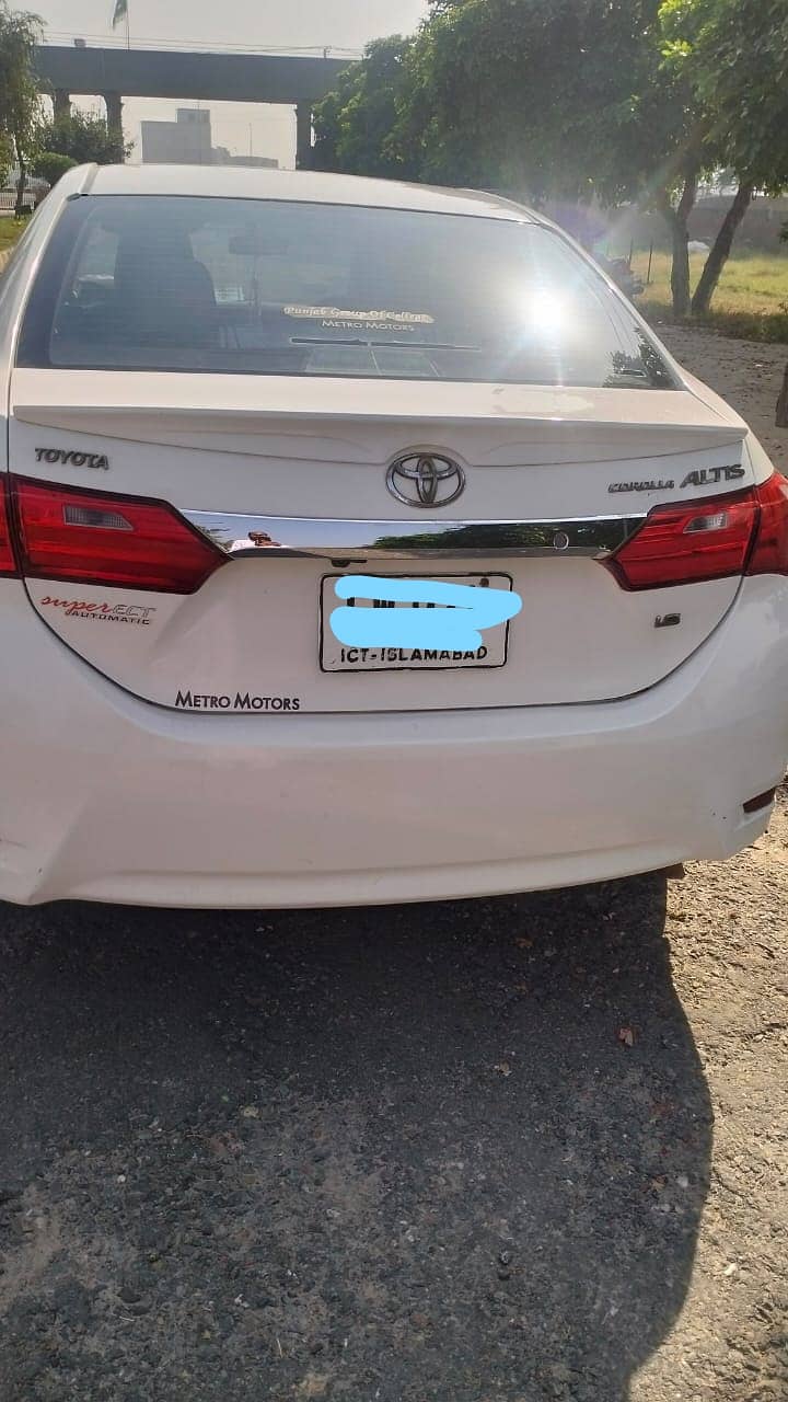 Toyota Corolla Altis 2015 3