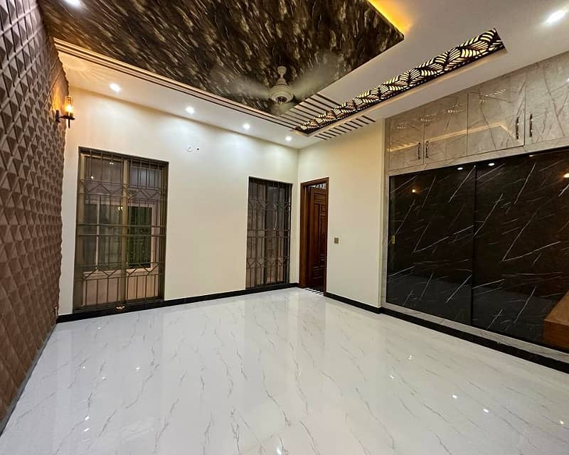 10 Marla brand New House for Rent in Bahria Town Sector C 23