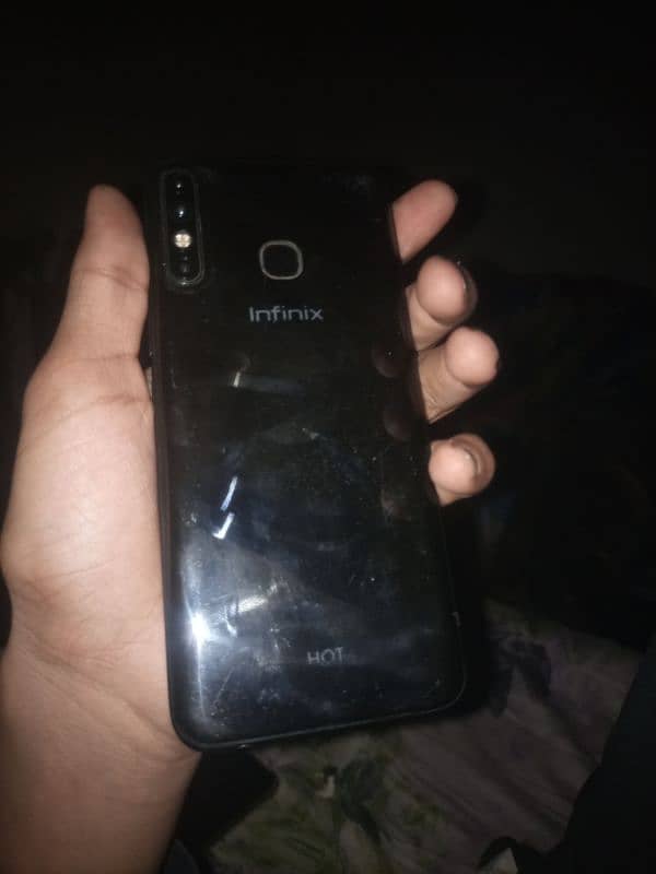 Infinix hot 8 1