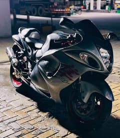 Suzuki hayabusa 2019 in immaculate condition