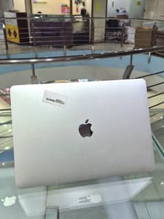 MacBook