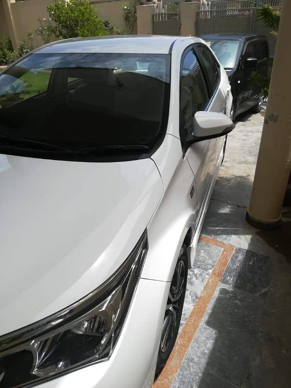 Toyota Corolla Altis 2018 4