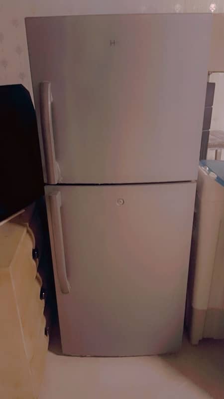 Haier company good condition frige for urgent sale 1