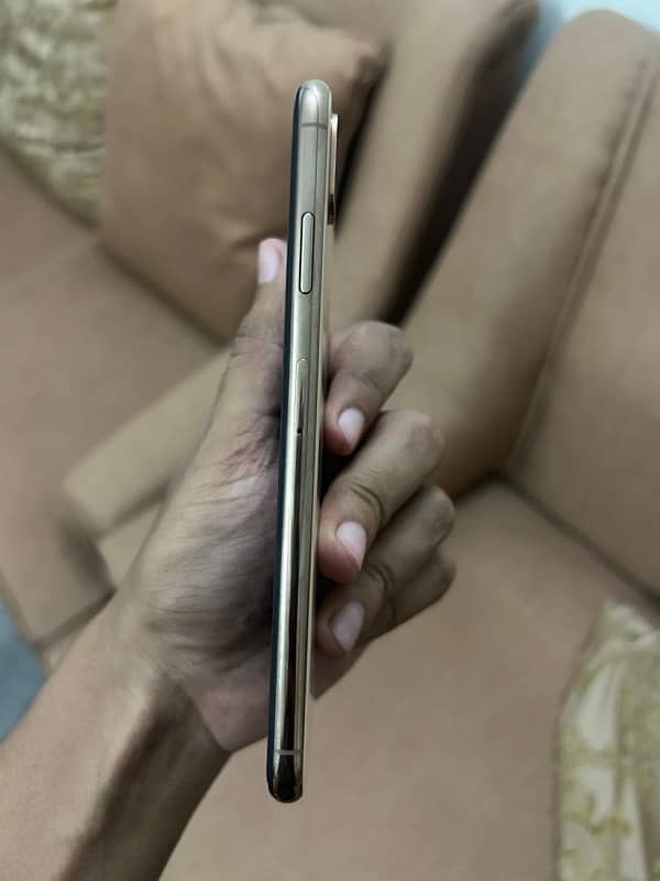 XS MAX 256 GB PTA approved 3