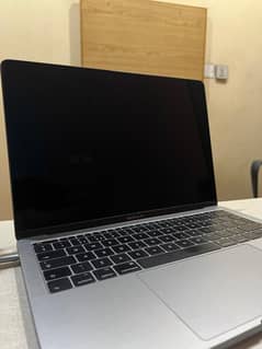 MacBook