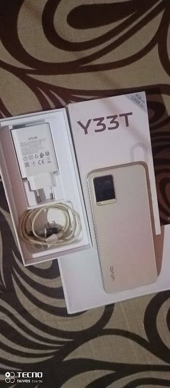 vivo y 33T good condition 10 by 10 complete box 7