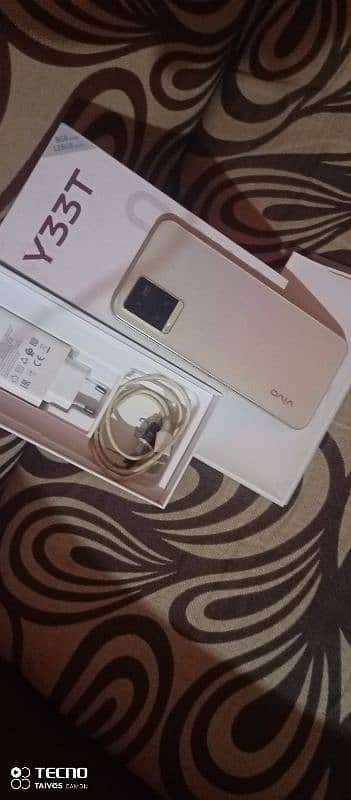 vivo y 33T good condition 10 by 10 complete box 8