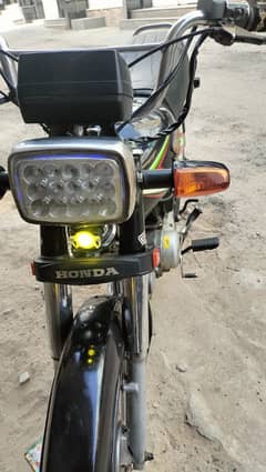 Honda CD 70 Karachi register nut to nut genian