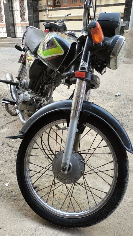 Honda CD 70 Karachi register nut to nut genian 6