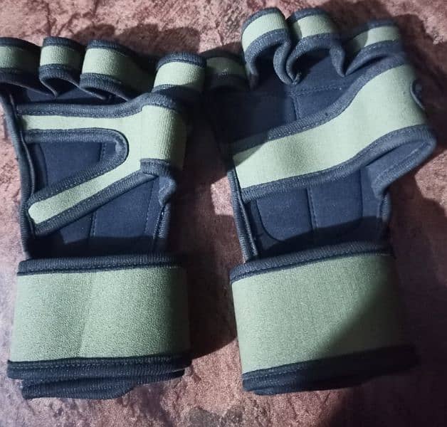 Weight Lifting & Exercise Gloves 2