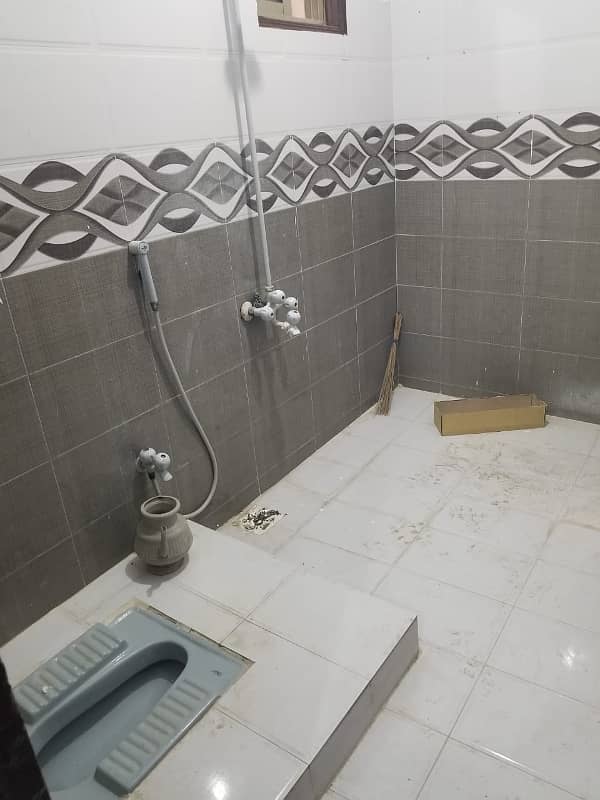 Flat For Sale in Gulshan-e- Haider Apartment, Gulshan-e-Iqbal, Block 3 - First Floor Magnificent Accommodation key Available 10