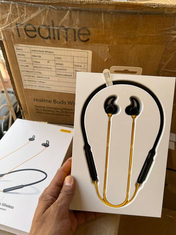 realme RMA-108 Wireless Bluetooth 5.0 Neckband 4