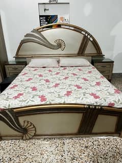 Double Bed -King Size