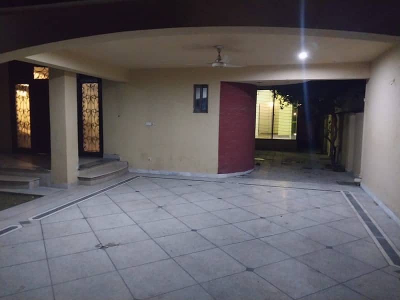 Highly-Desirable House Available In Wapda Town Phase 1 - Block D2 For Sale 7