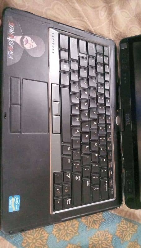 laptop i7 2nd generation 8gb ram & 500 gb harf 5