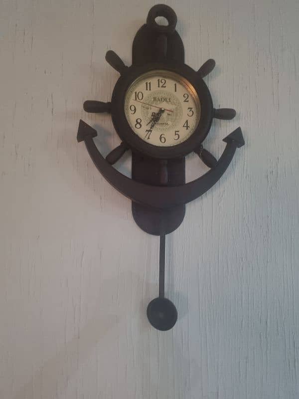 wall clock brown 1