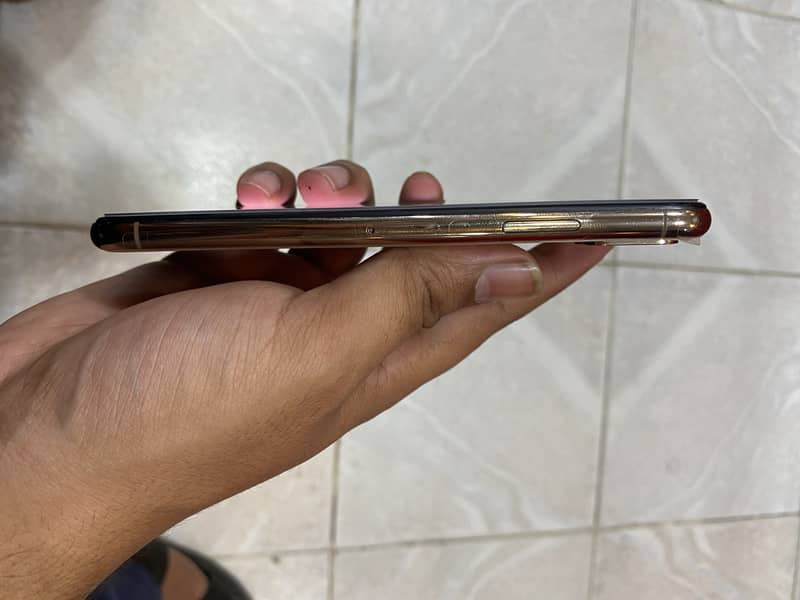 iPhone XS 64 gb non pta 7