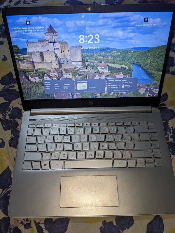 HP laptop AMD 3020e 2