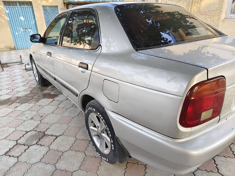 Suzuki Baleno 2002 3