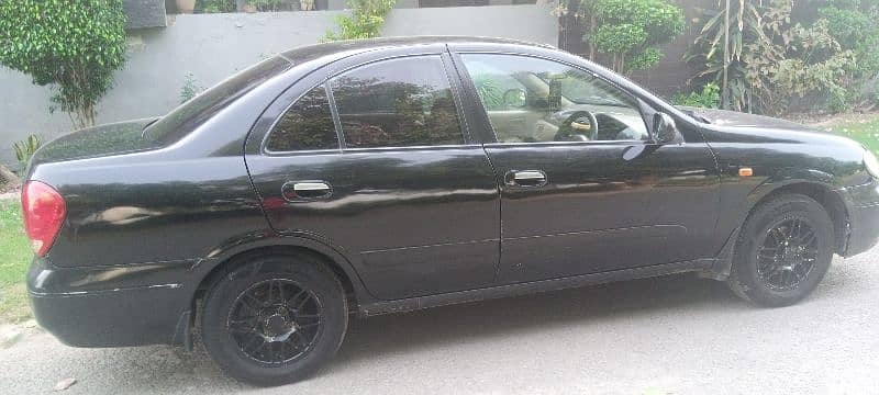 Nissan Sunny Ex Saloon 1.6 2005 4