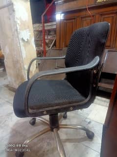 revolving chairs available for sale 7 chairs ín cheep price