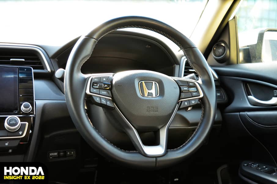 Honda Insight 2022 EX 13