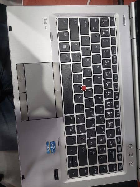 HP EliteBook 8470p 0