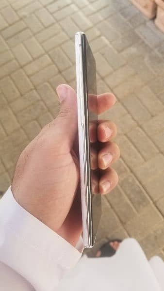 Note 10 plus pta aproved 12gb 256gb single sim 9