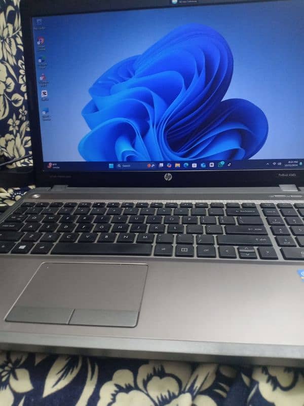 hp core i7 fingerprint 10/10 urgent sale 2