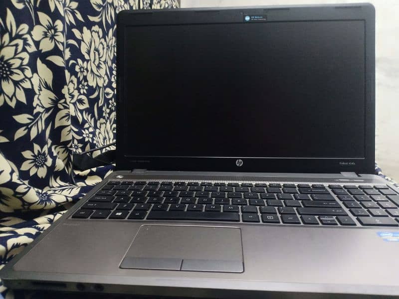 hp core i7 fingerprint 10/10 urgent sale 10