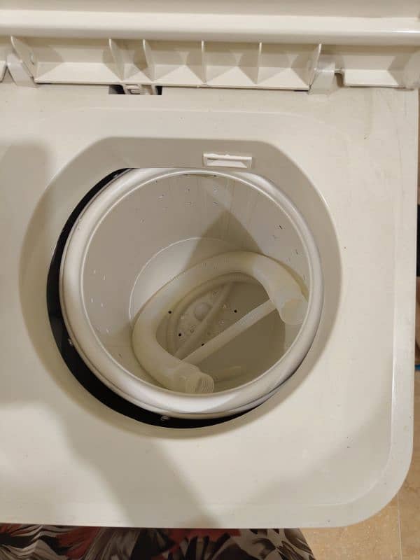 TOYO WASHING MACHINE AND DRYER 8